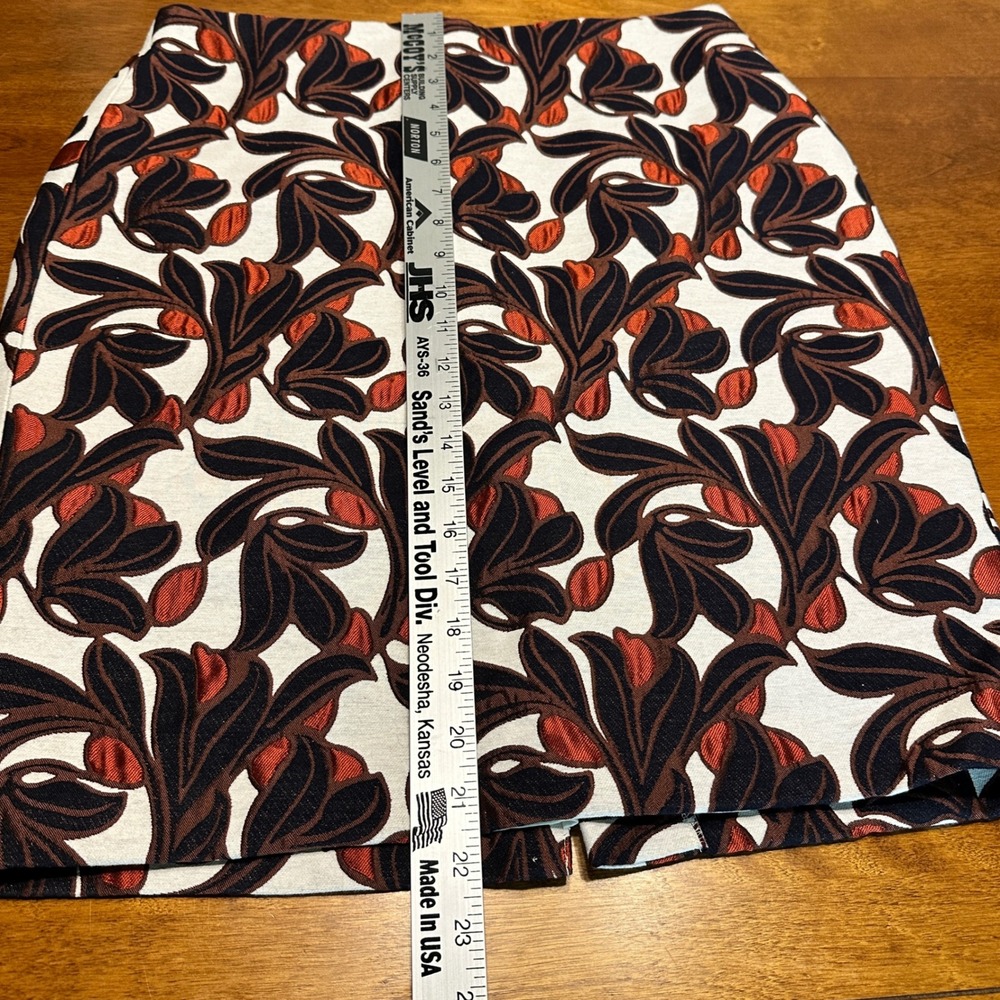 Ann Taylor‎ Petite Vine Jacquard Embroidered Pencil Skirt 10P - Picture 12 of 12